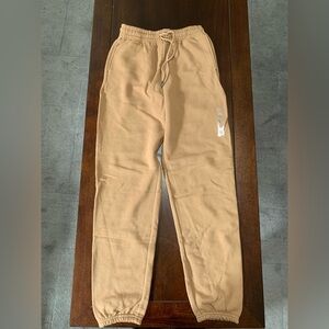 Uniqlo Women's Drawstring Joggers in Camel